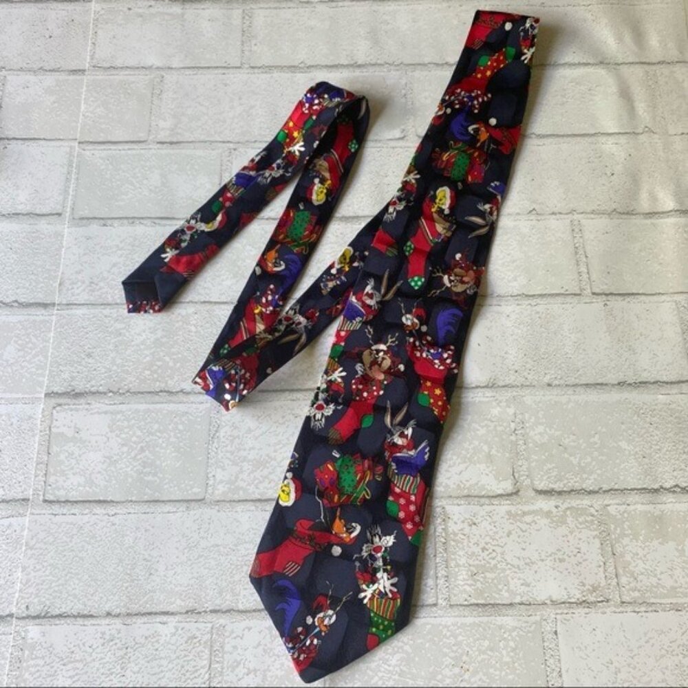 Looney Tunes Mania Men's 00%‎ Silk Holiday Tie